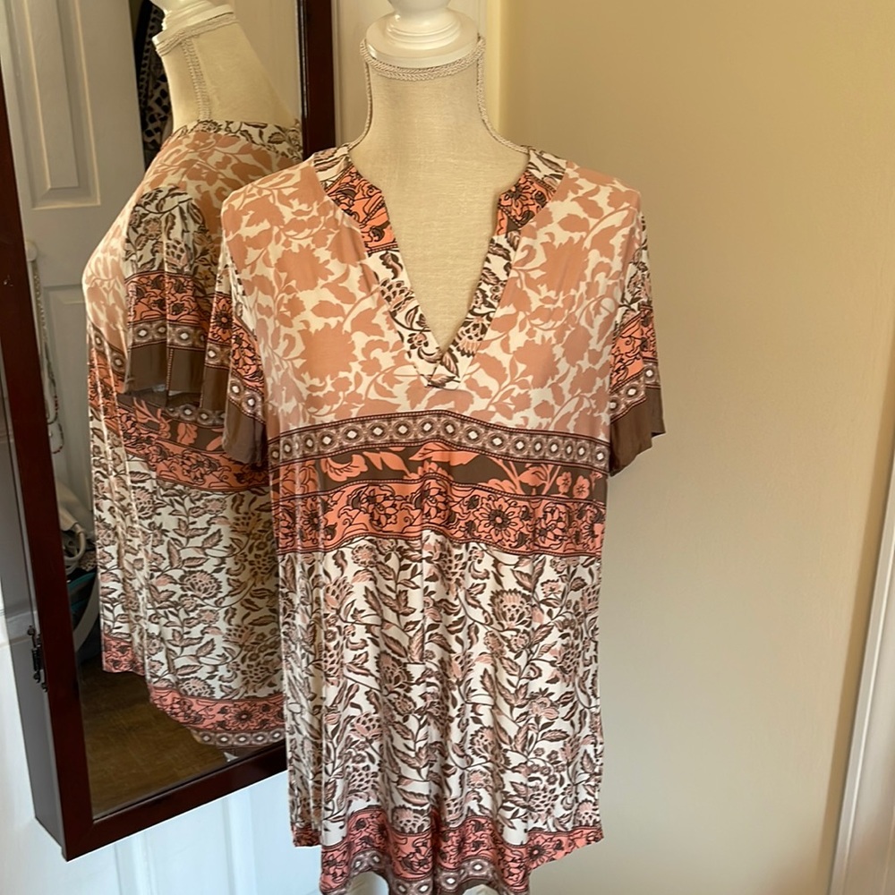 White Birch Women’s Tunic Top